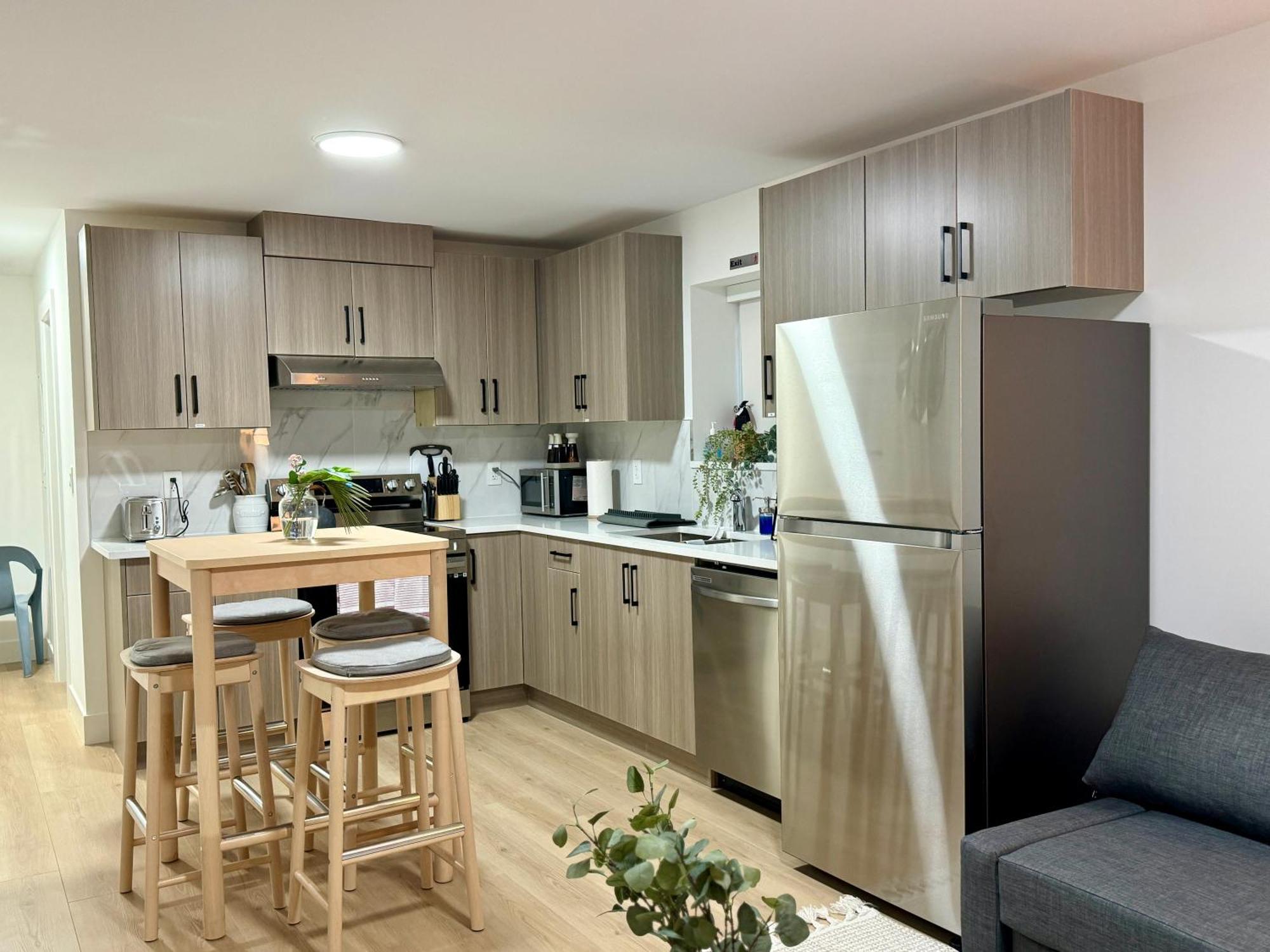 The Sunset Haven- Cozy 2Br Basement Suite Near White Rock Surrey Exteriér fotografie